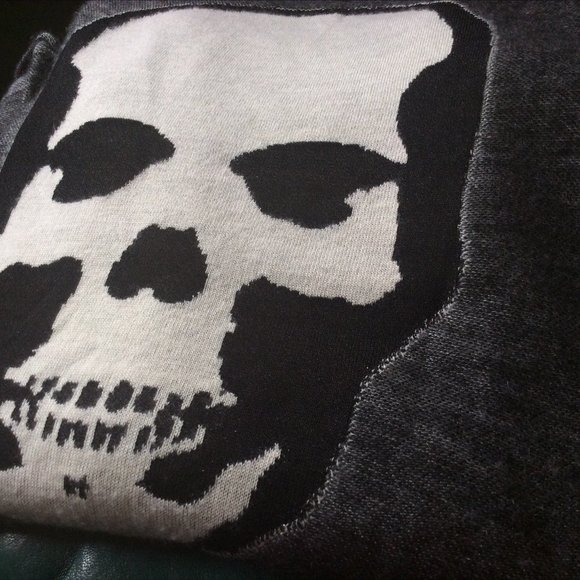 Lucien Pellat-Finet anthracite pure Cashmere long sleeve sweater Skull back S - Picture 1 of 5